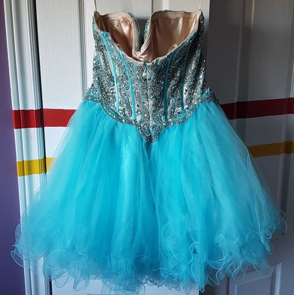 Graduation Dress - Picture 3 of 4